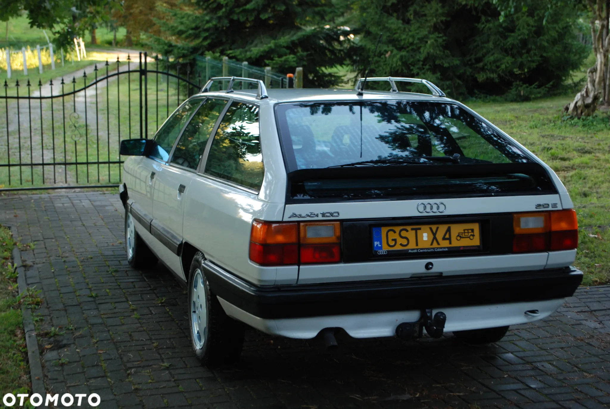 Audi 100 Avant 2.0 E - 3