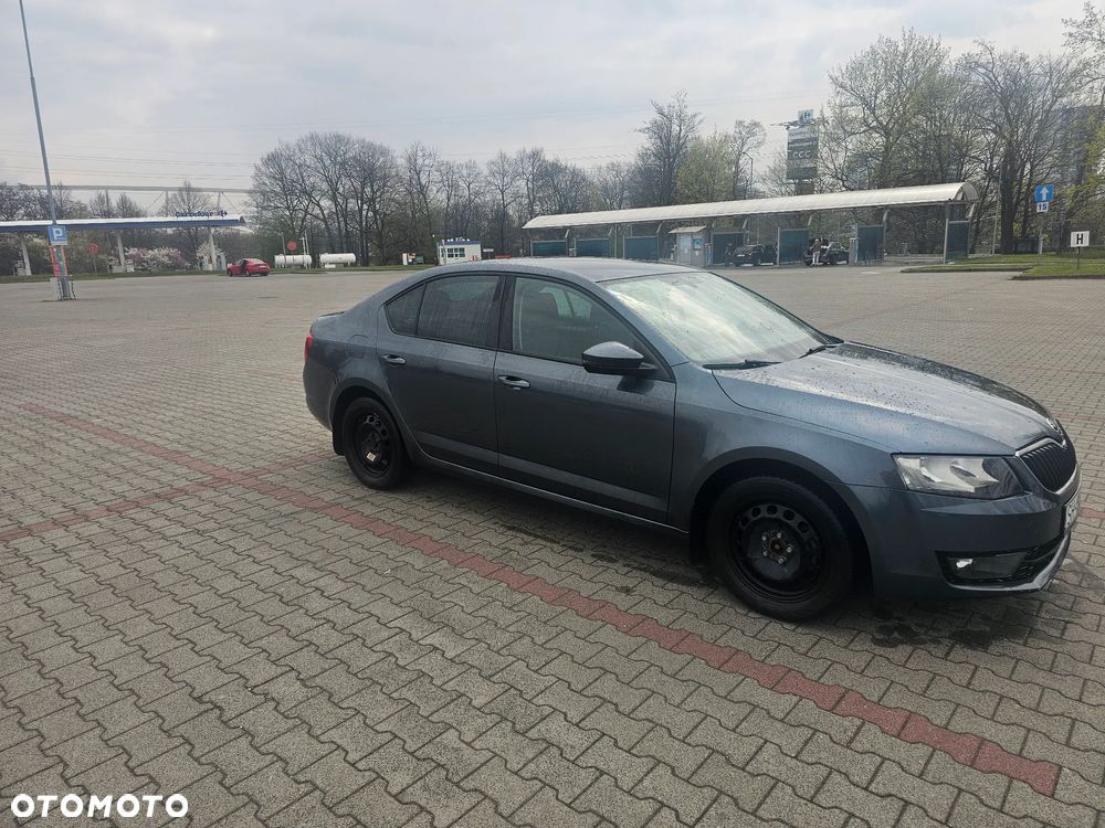 Skoda Octavia 1.4 TSI Ambition - 4
