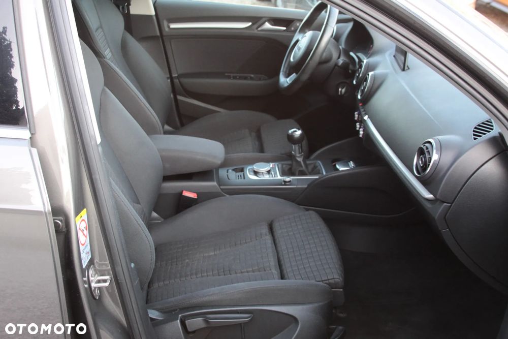 Audi A3 Sportback 1.4 TFSI Ambition - 18