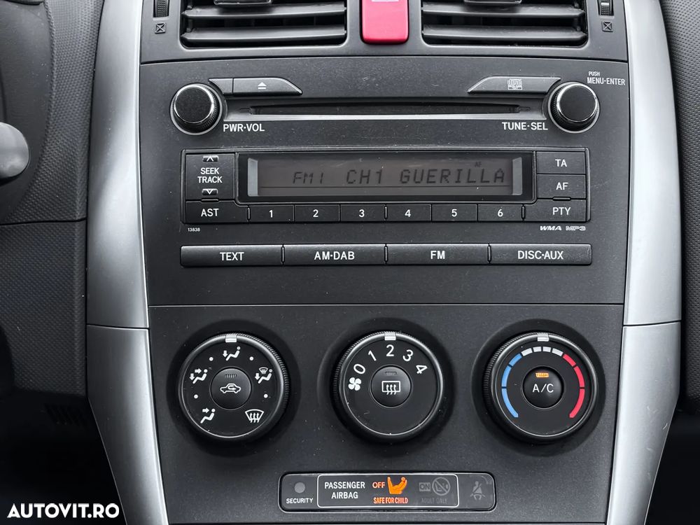 Toyota Auris - 13