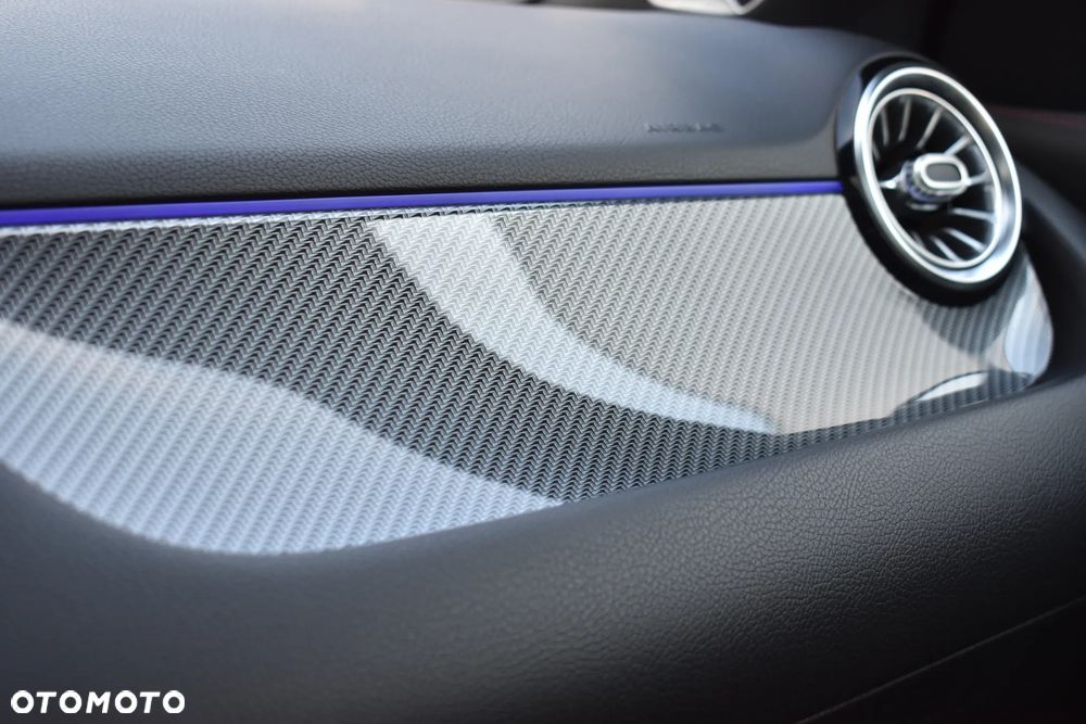 Mercedes-Benz GLA AMG 45 S 4Matic+ AMG Speedshift DCT 8G - 22