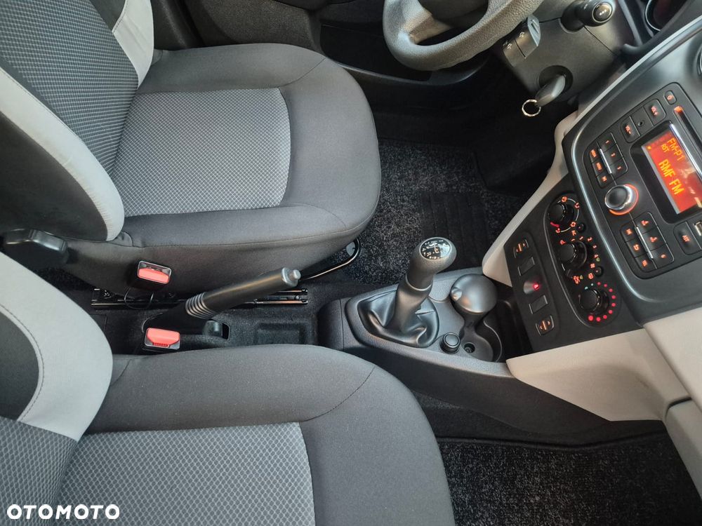 Dacia Sandero 1.2 16V 75 Ambiance - 38