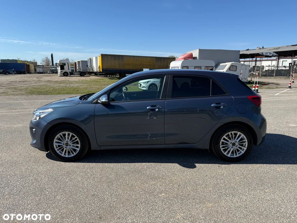 Kia Rio 1.2 Business Line - 12