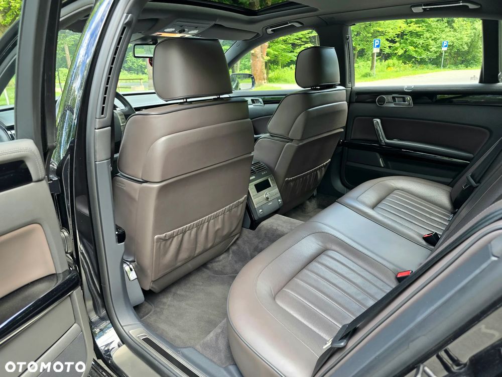 Volkswagen Phaeton 4.2 V8 4MOTION Automatik (5 Sitzer) - 18