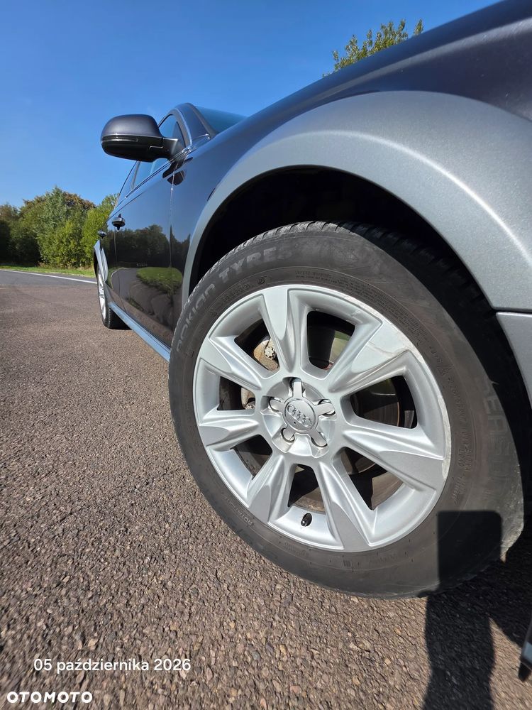 Audi A4 Allroad - 16