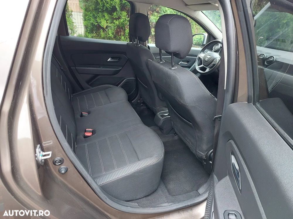 Dacia Duster 1.6 SCe Prestige jante 17" - 17