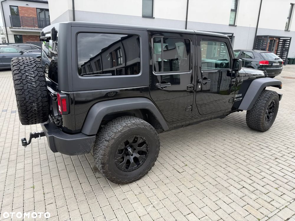 Jeep Wrangler Unlimited 3.6 Automatik JK Final Edition - 2