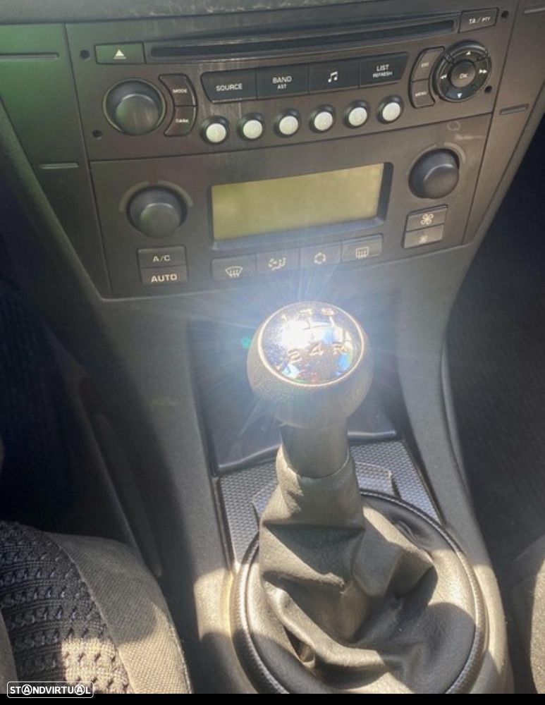 Citroën C4 1.4 16V SX - 3