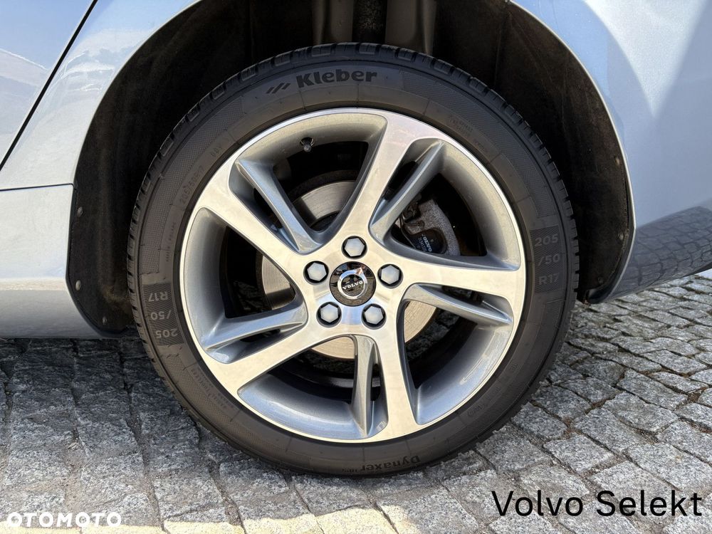 Volvo V40 - 10