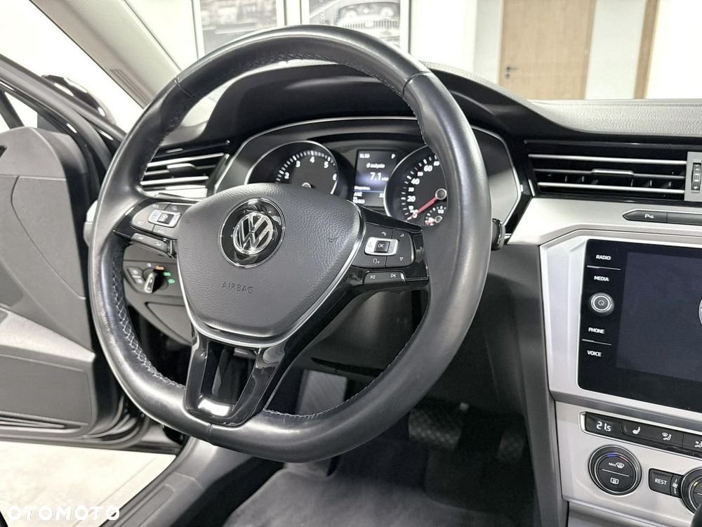 Volkswagen Passat 1.8 TSI BMT Highline DSG - 30