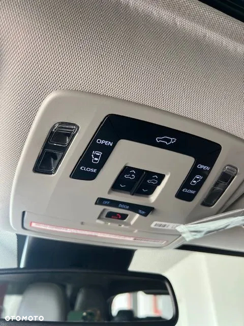 Toyota Sienna - 13