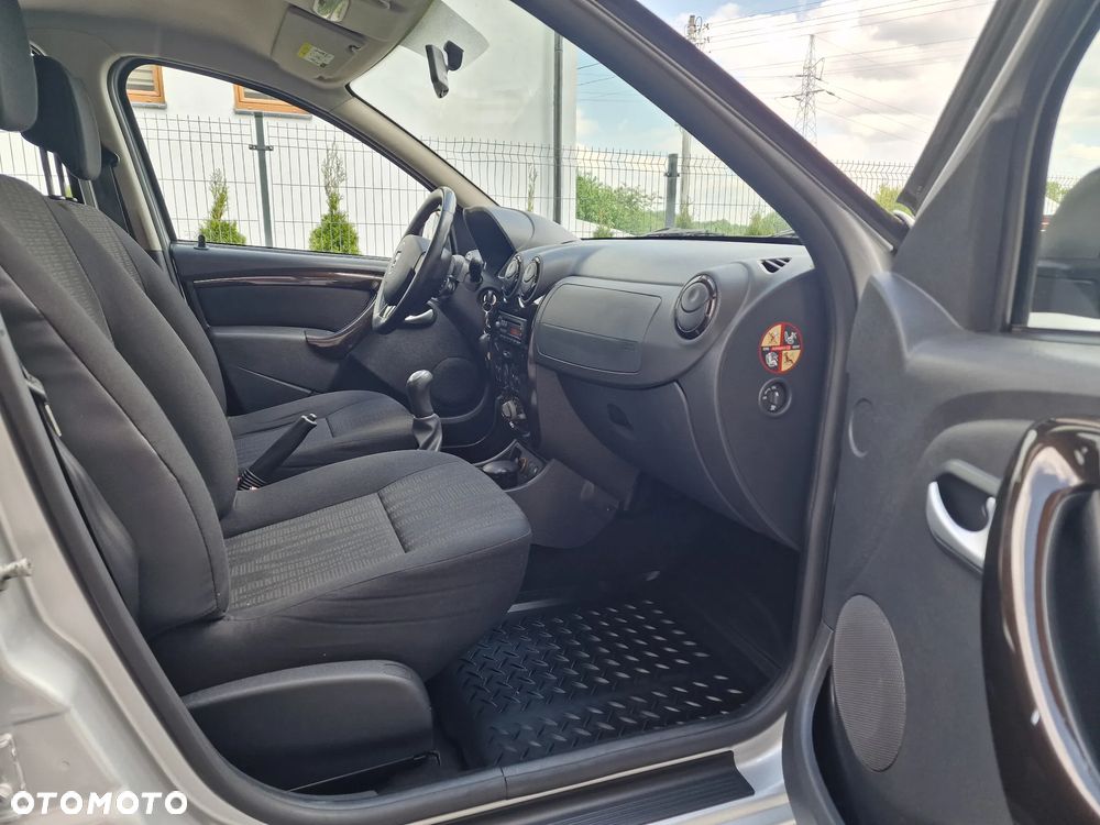 Dacia Duster 1.6 Laureate - 26