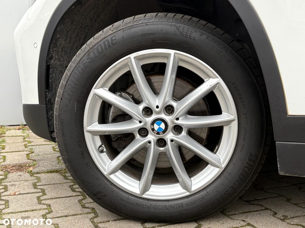 BMW X1 sDrive18i Advantage - 12