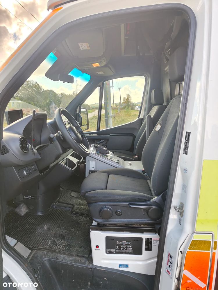 Mercedes-Benz SPRINTER - 3