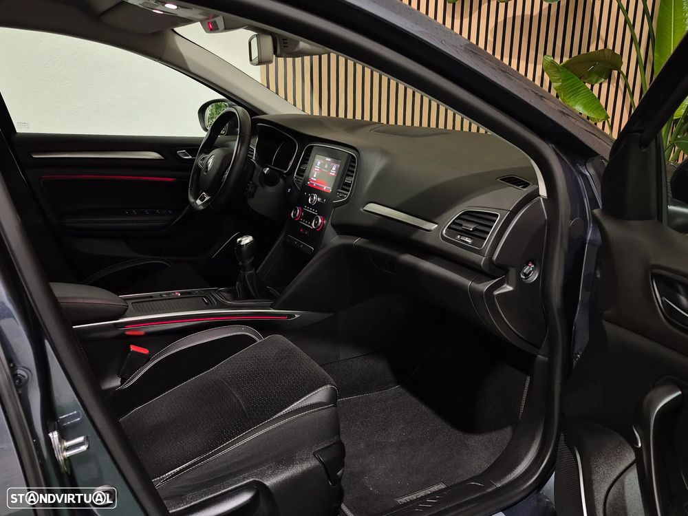 Renault Mégane Sport Tourer 1.5 dCi Intens - 15