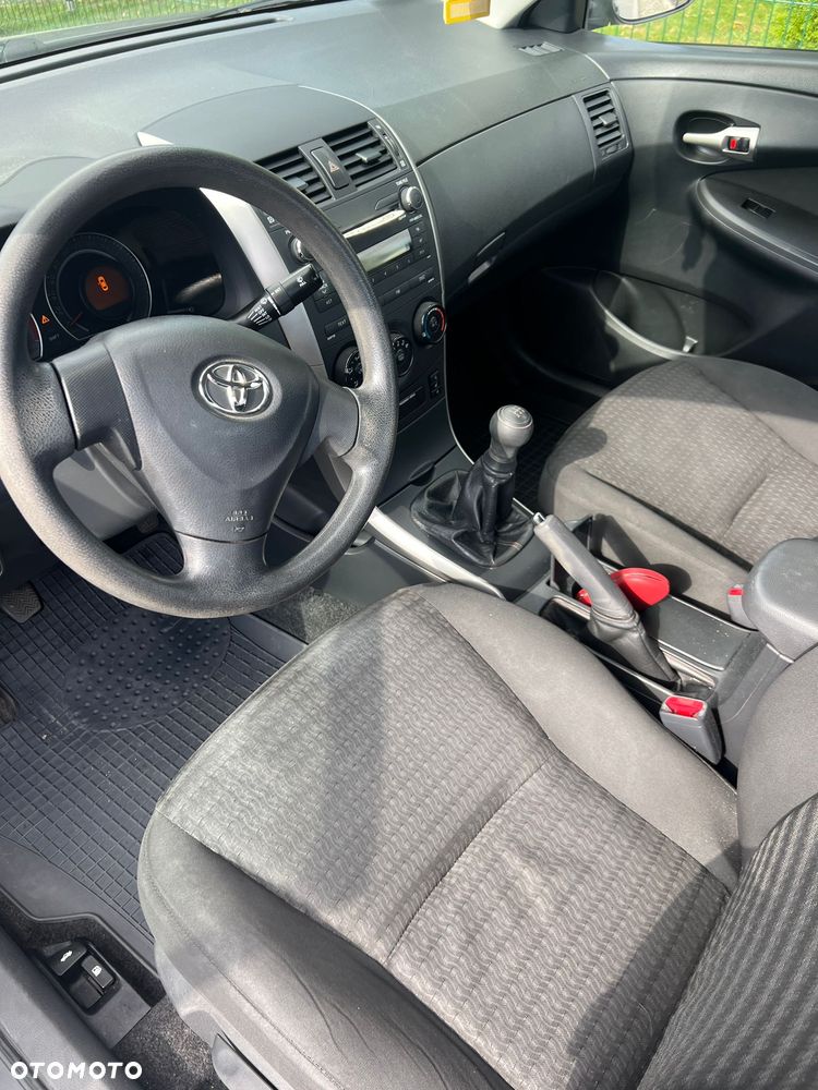 Toyota Corolla - 6