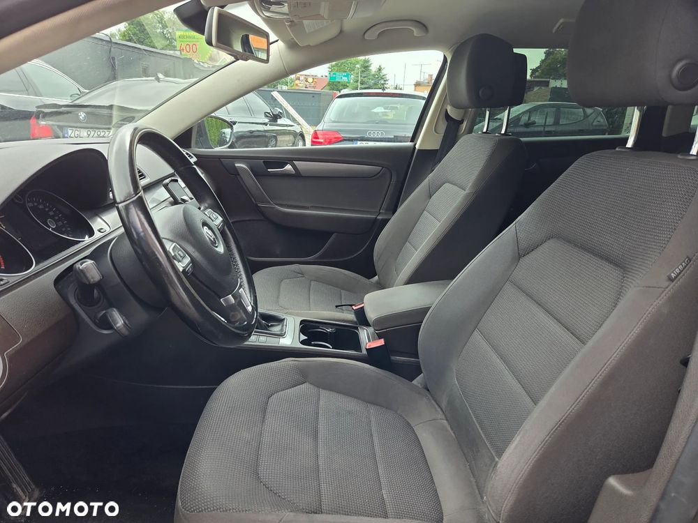 Volkswagen Passat 1.6 TDI Trendline - 7
