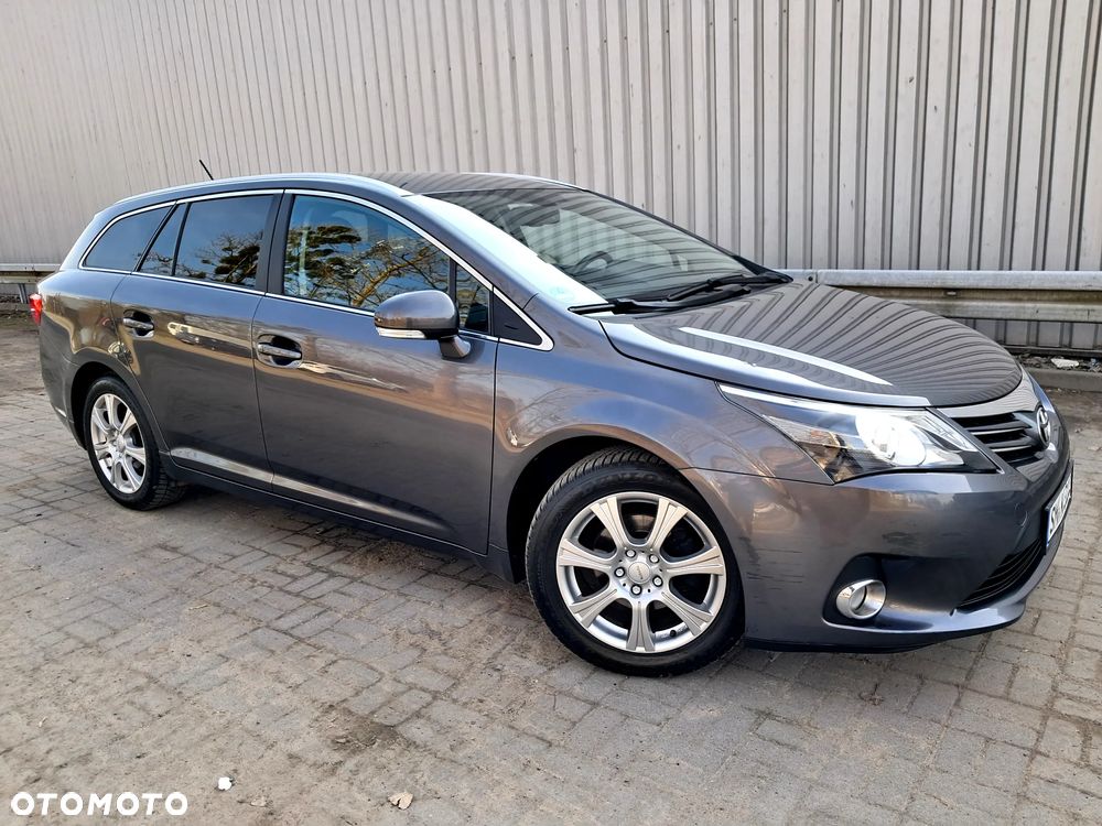 Toyota Avensis 2.0 D-4D Executive - 13