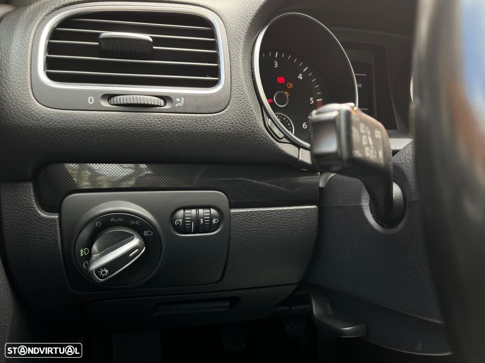 VW Golf 1.6 TDi Confortline - 20