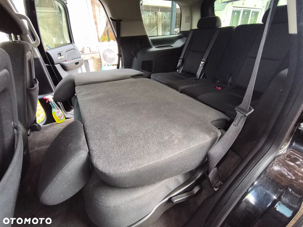 Chevrolet Tahoe - 27