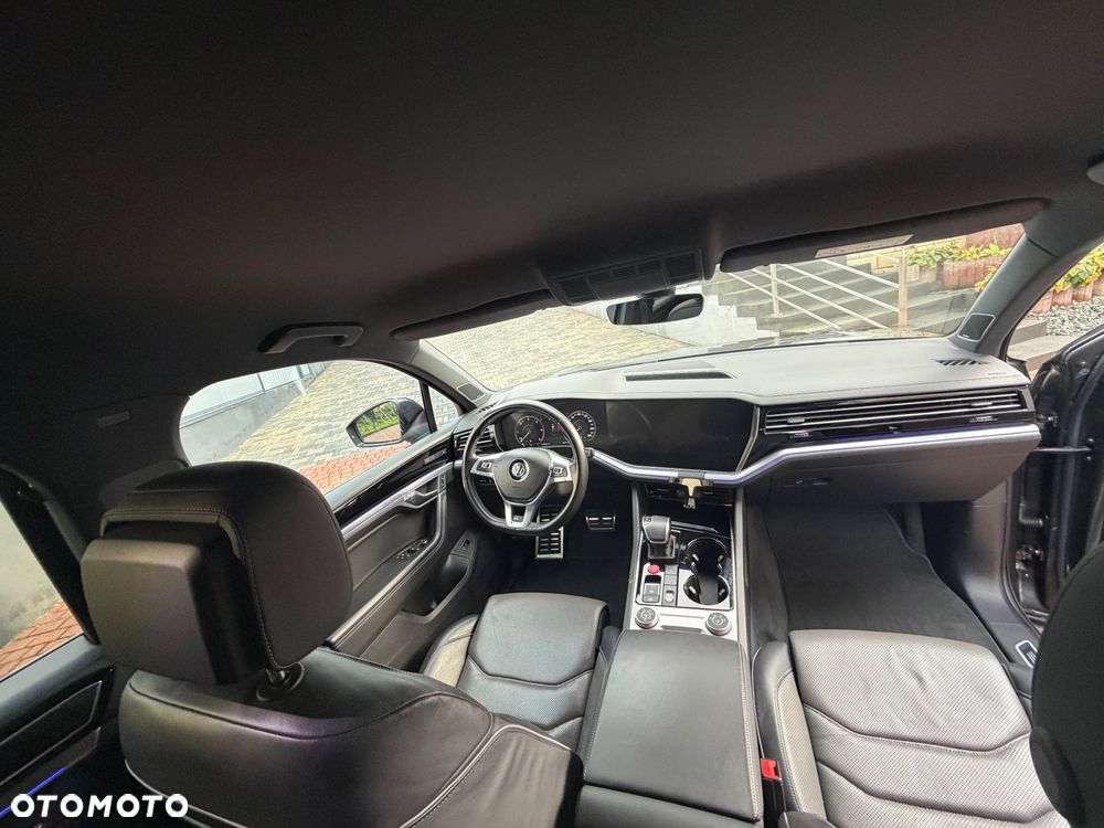 Volkswagen Touareg 4.0 V8 TDI SCR 4Mot R-Line - 27