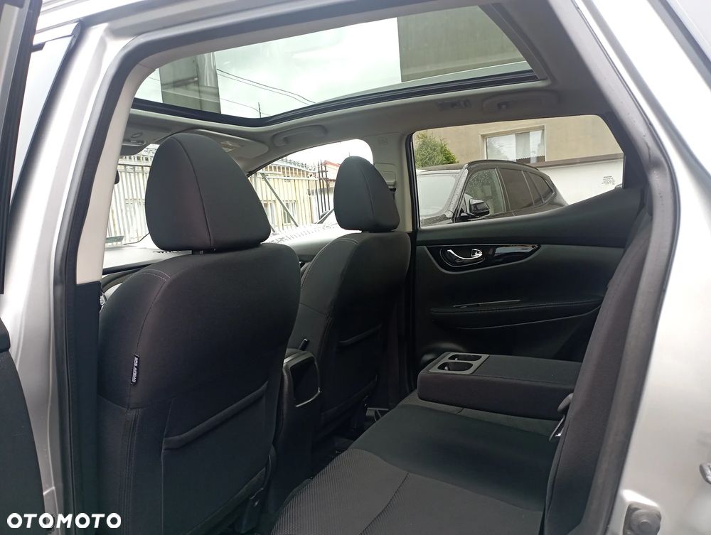 Nissan Qashqai 1.2 DIG-T N-Connecta Xtronic EU6 - 12