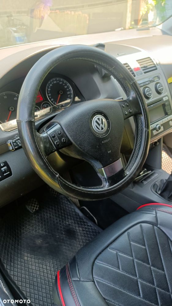 Volkswagen Touran 2.0 TDI United - 4