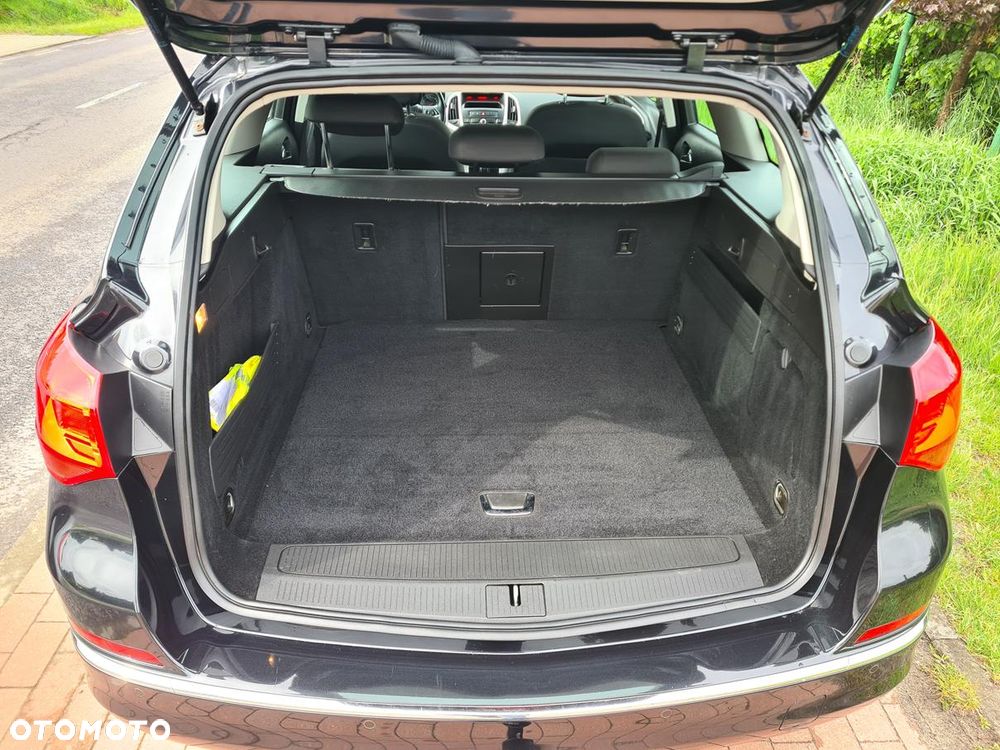 Opel Astra 1.4 Turbo Design Edition - 8