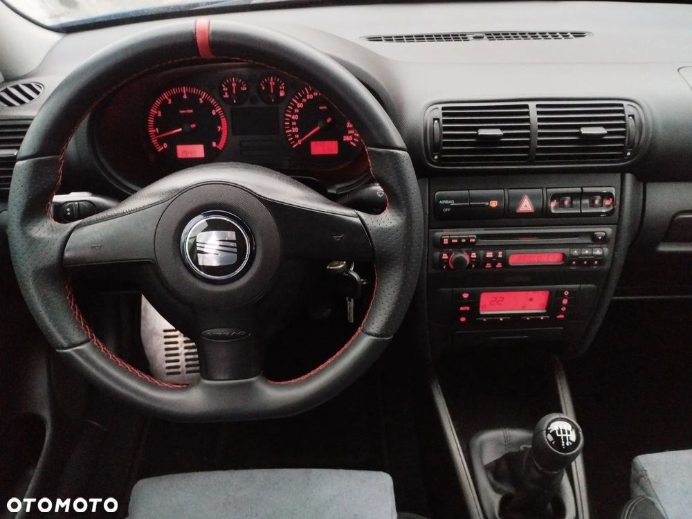 Seat Toledo 2.3 V5 Top Sport - 17