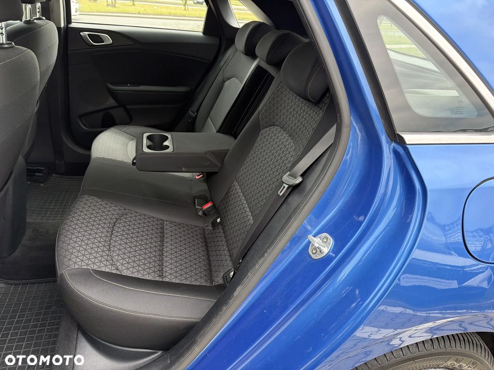 Kia Ceed 1.6 CRDi SCR L Business Line - 16