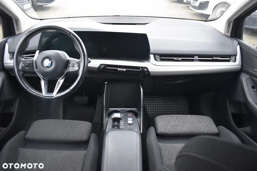 BMW Seria 2 218i - 20