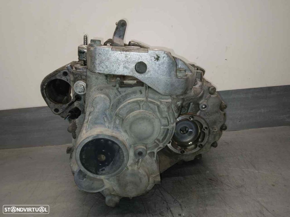 CAIXA VELOCIDADES VOLKSWAGEN TOURAN 2003 -GNE - 2