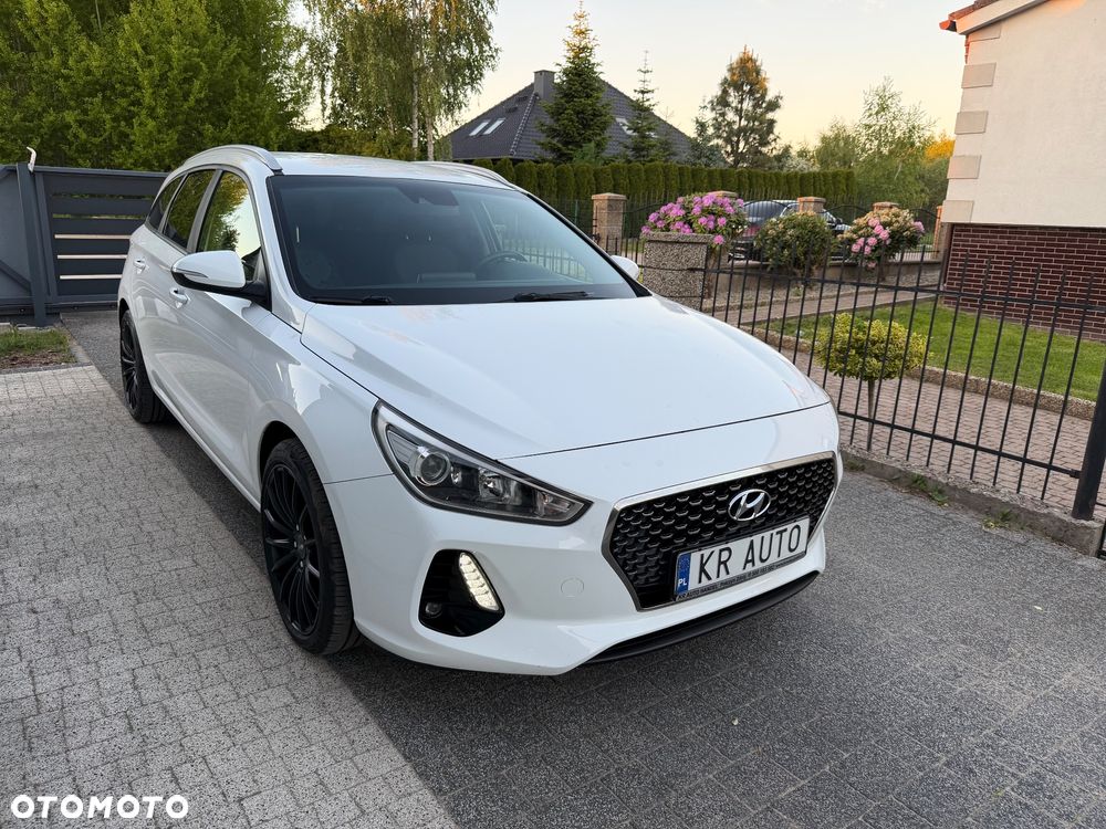 Hyundai i30 1.6 CRDI Select - 1
