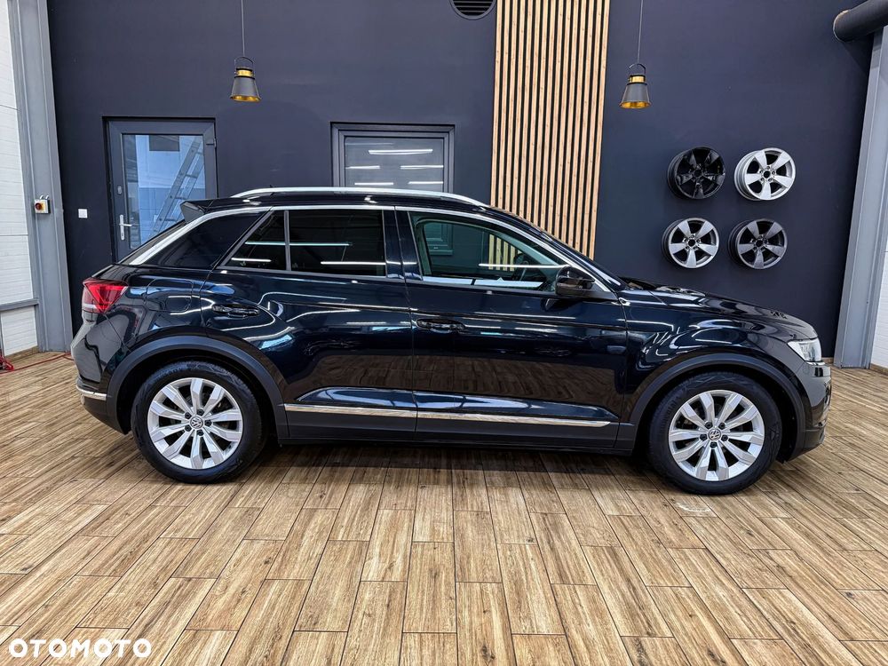 Volkswagen T-Roc - 6