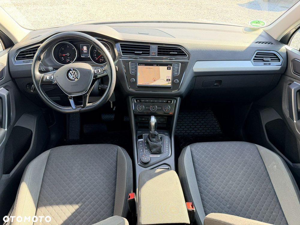 Volkswagen Tiguan - 34