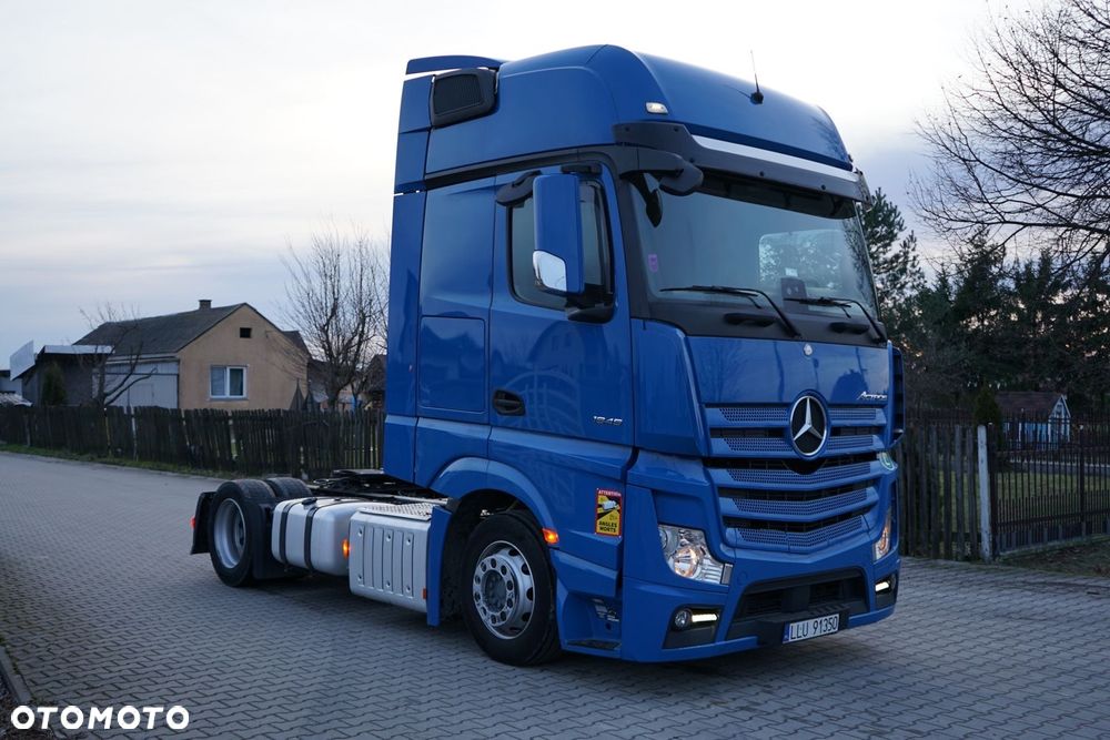 Mercedes-Benz 1845 - 2