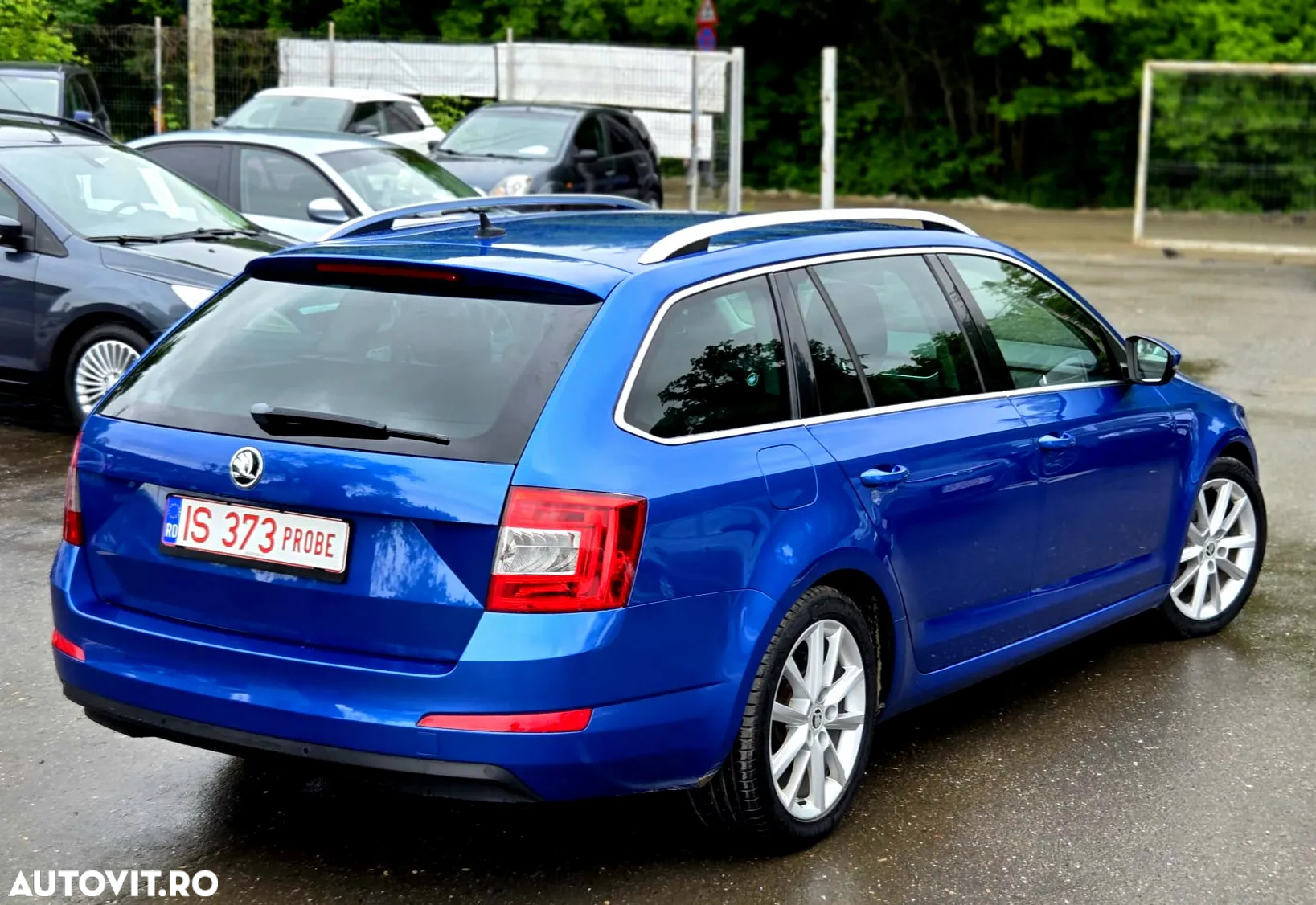 Skoda Octavia Combi Diesel 1.6 TDI DSG Style - 4