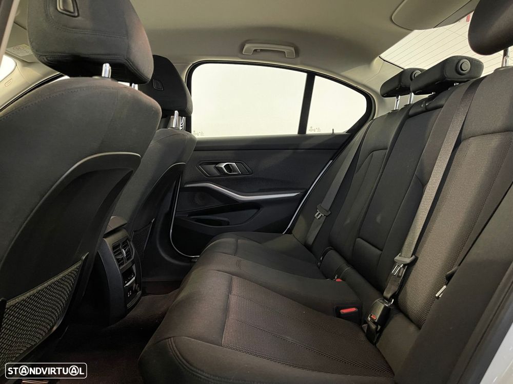 BMW 330 e Corporate Edition Auto - 12