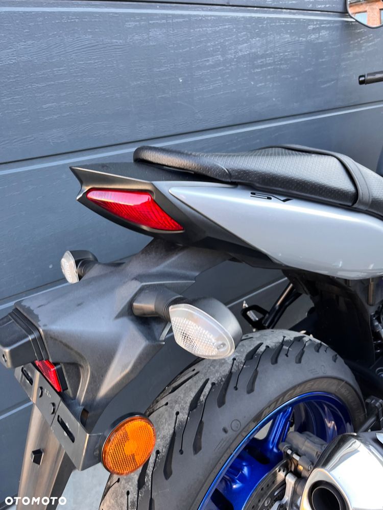 Suzuki SV - 6