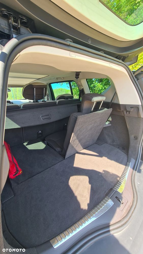 Renault Espace 1.6 dCi Energy Initiale Paris EDC 7os - 24
