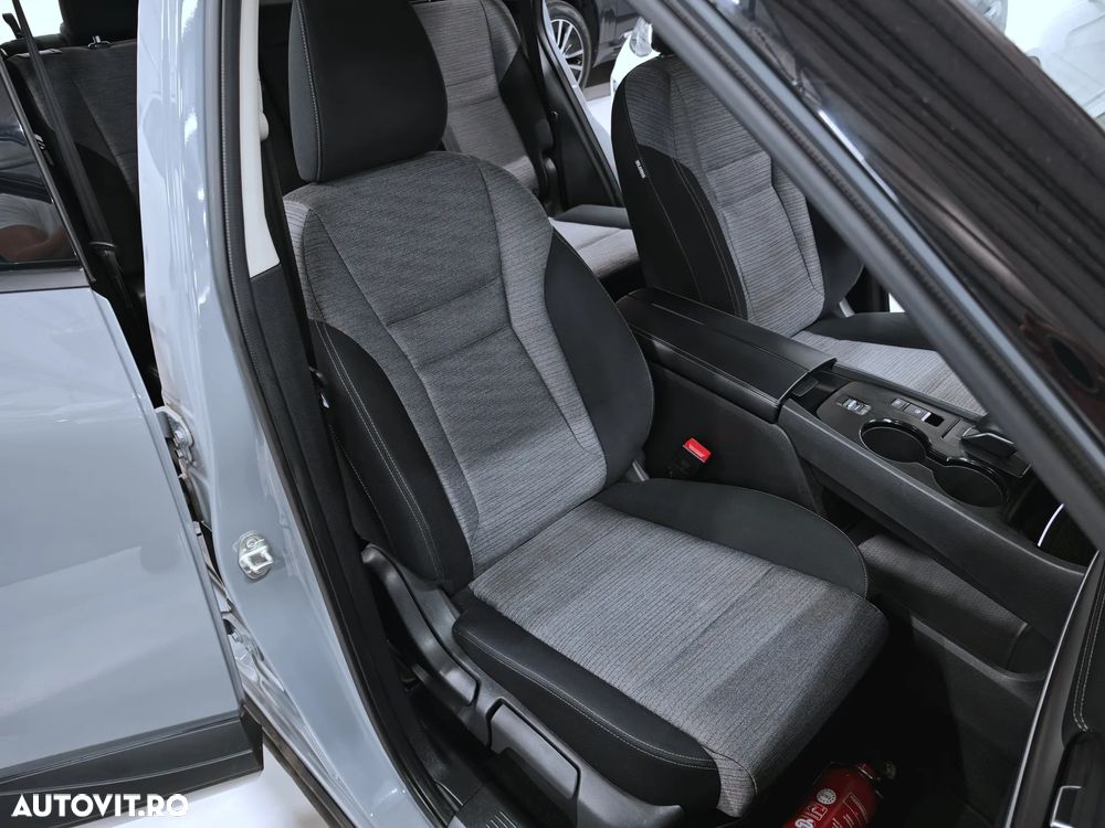 Nissan X-Trail 1.5L X-Tronic CVT 7 locuri MHEV N-Connecta - 10