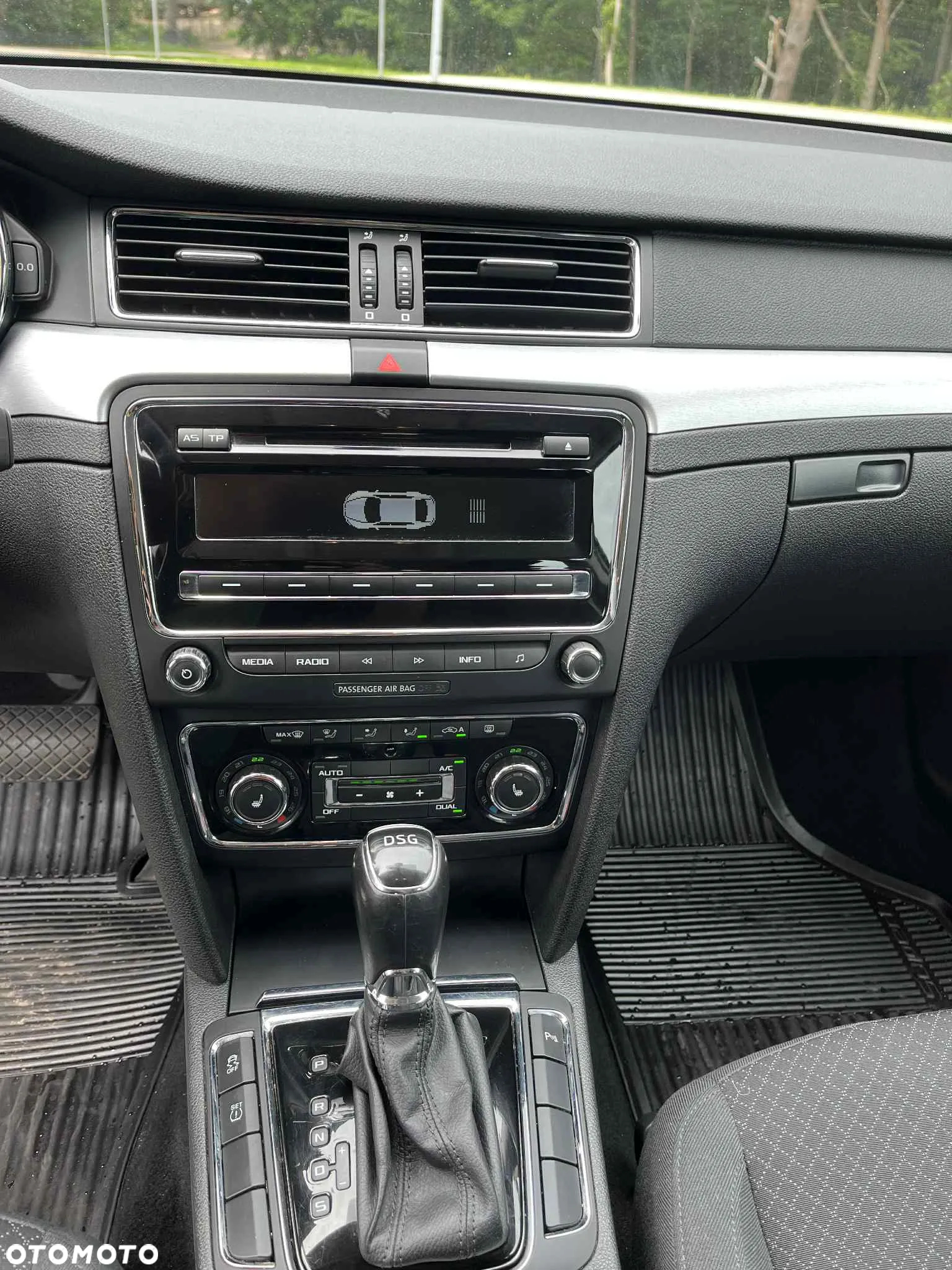 Skoda Superb 2.0 TSI Ambition DSG - 16