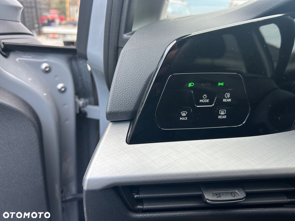 Volkswagen Golf 1.5 eTSI OPF DSG Energy - 13