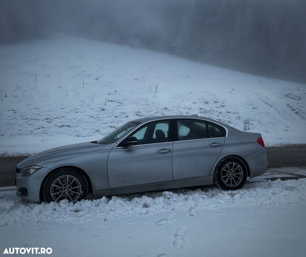 BMW Seria 3 320d - 10