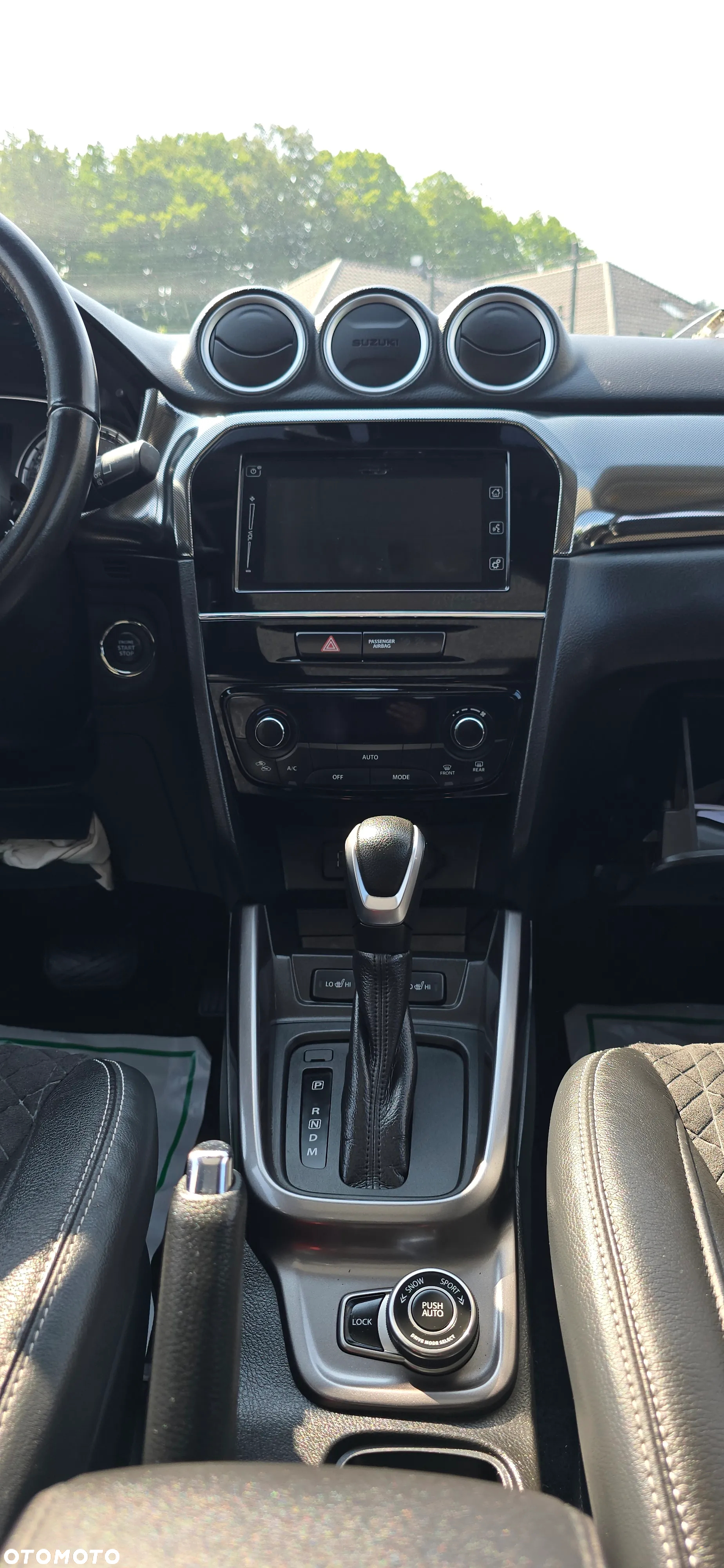 Suzuki Vitara 1.4 Boosterjet SHVS Premium 4WD - 29