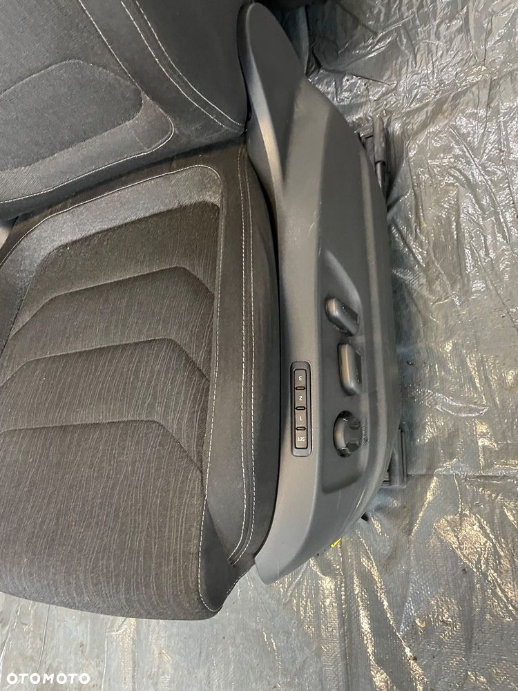 SKODA KODIAQ fotele kanapa wnetrze  super stan Fotele z pamięcią - 3