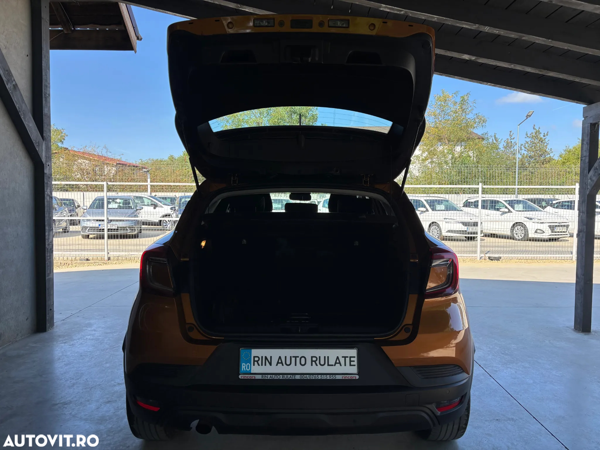 Renault Captur TCe 100 Zen - 12