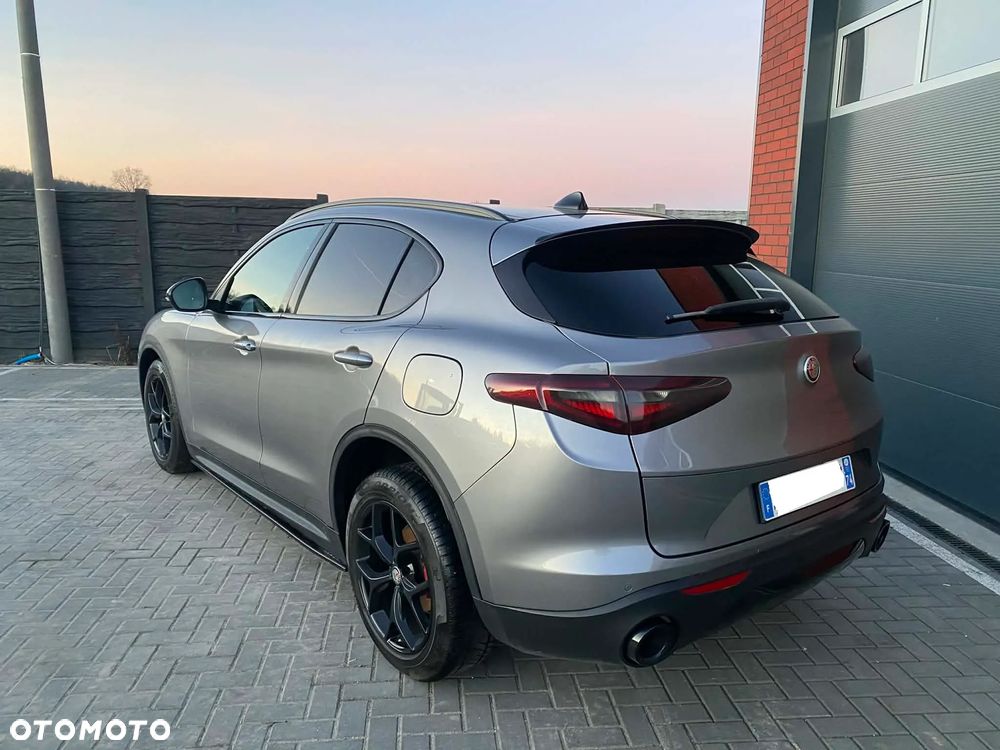 Alfa Romeo Stelvio 2.2 16V AT8 Executive - 1