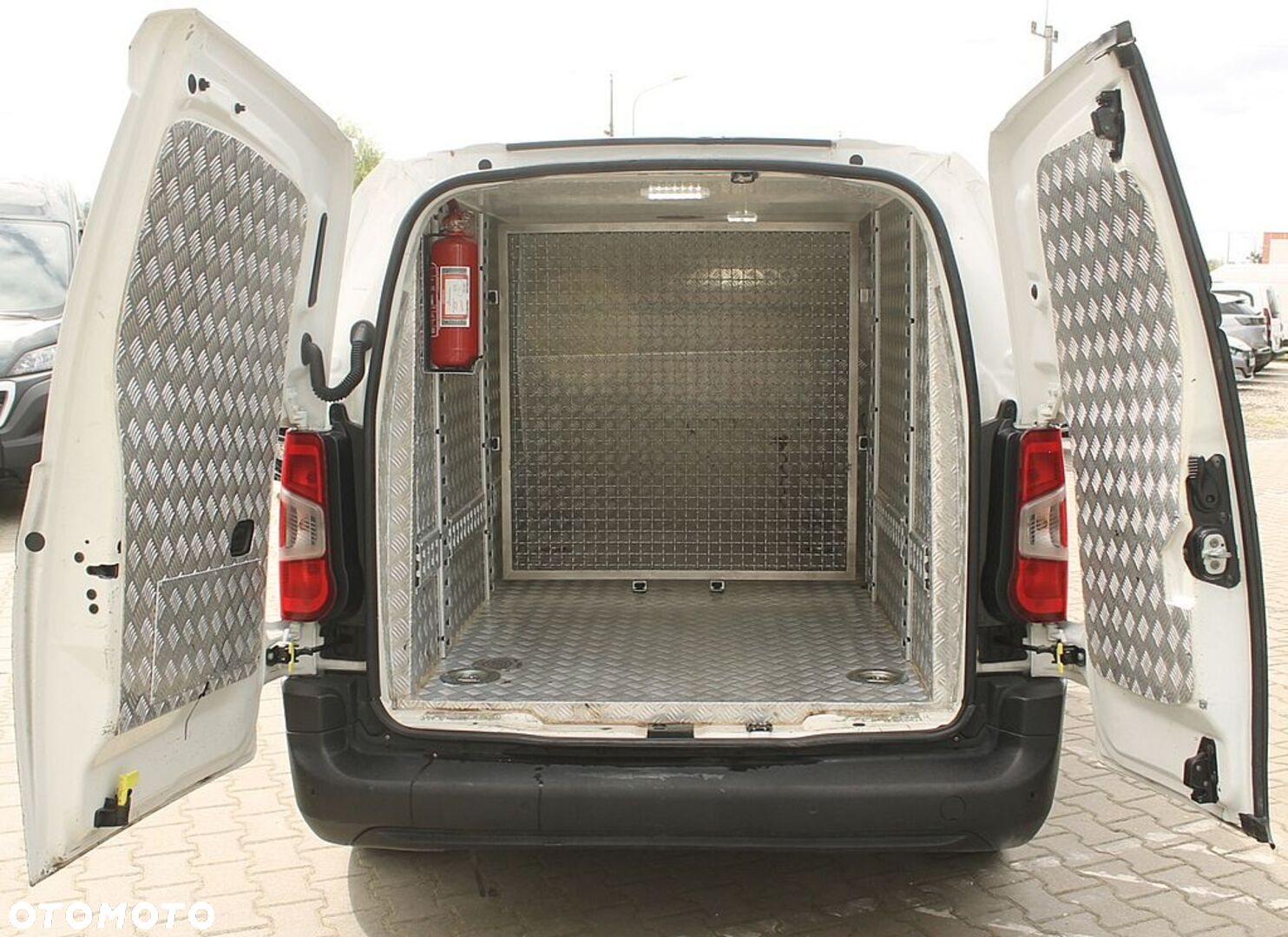 Peugeot Partner - 25