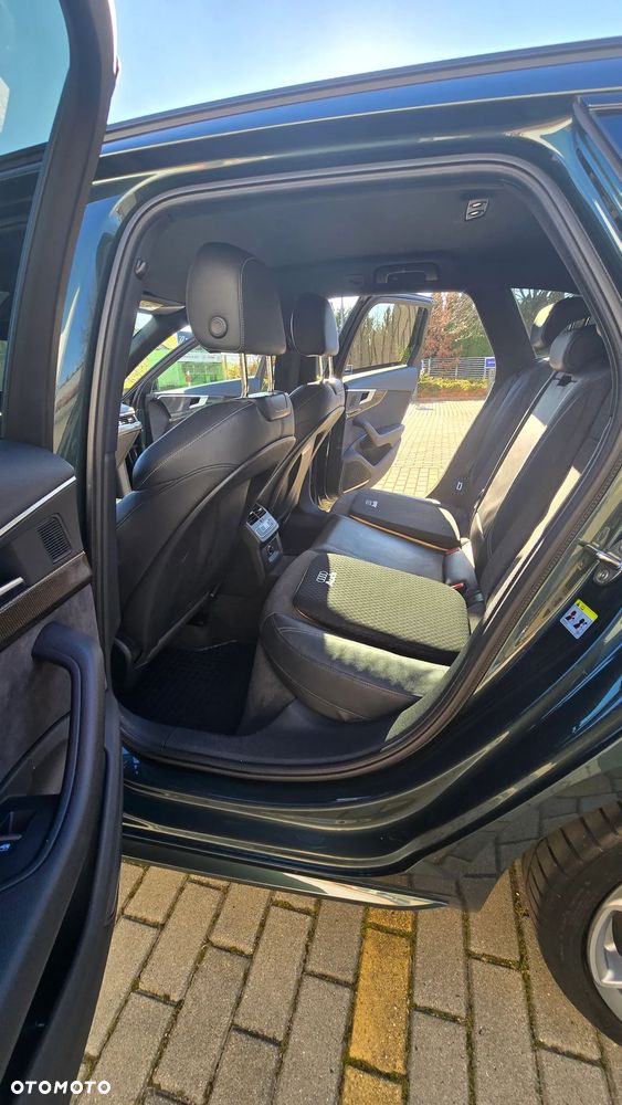 Audi S4 Limousine - 15